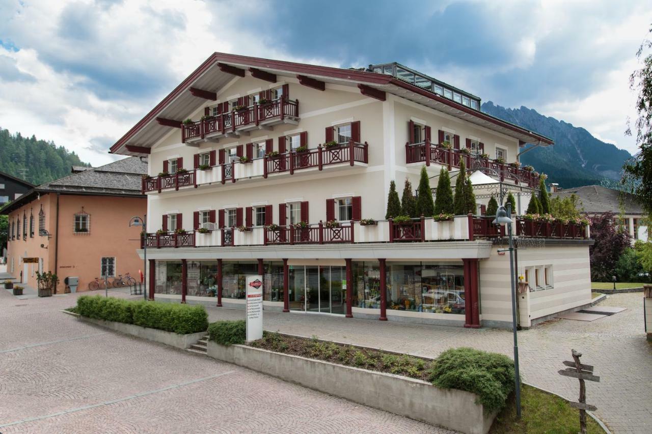 Sapelza Appartementhaus Добиако Екстериор снимка